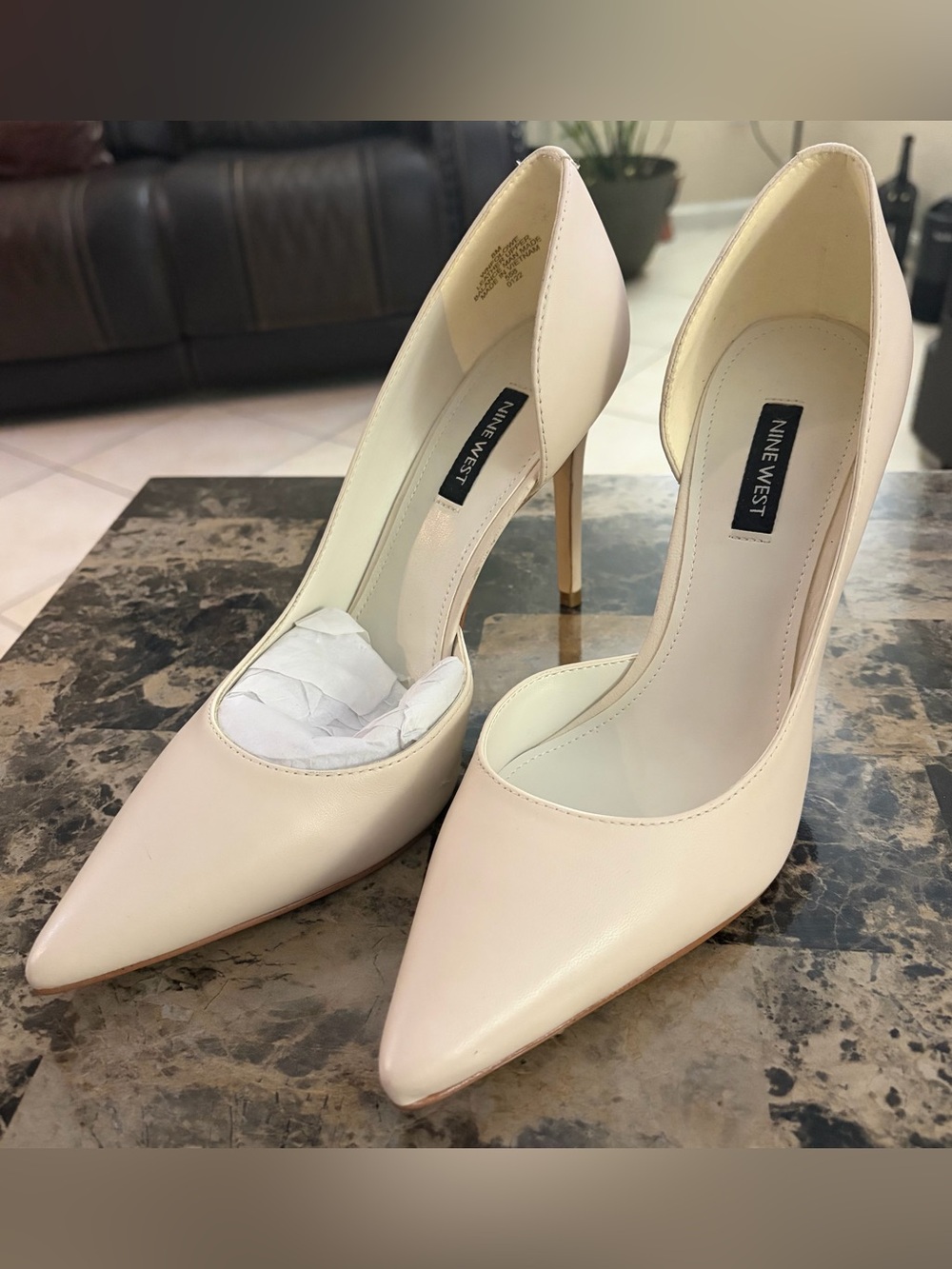 NWOT Nine West Women's Folowe Half d’Orsay Leather Pump in Ivory Cream - Size 8